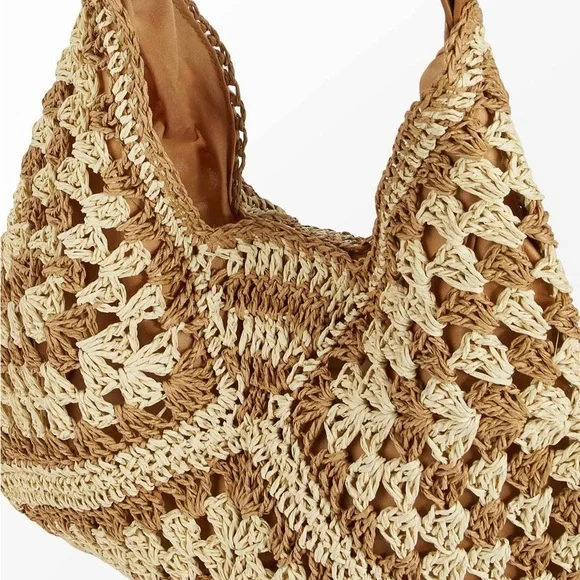 WOVEN WHIMSY TWO TONE RAFFIA KNIT SHOULDER BAG