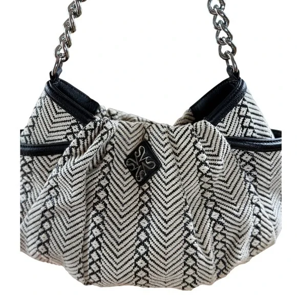 Simply Vera Vera Wang Black White Chevron Woven Shoulder Bag Chain Strap EUC