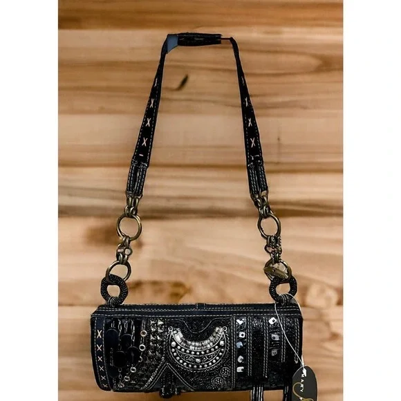 New With Tags Vintage Mary Frances 954-07 “Bastille” Bag