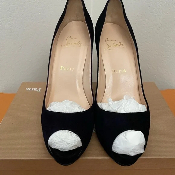 Christian Louboutin Very Prive Black Suede Veau Velour platform pumps EU38.5