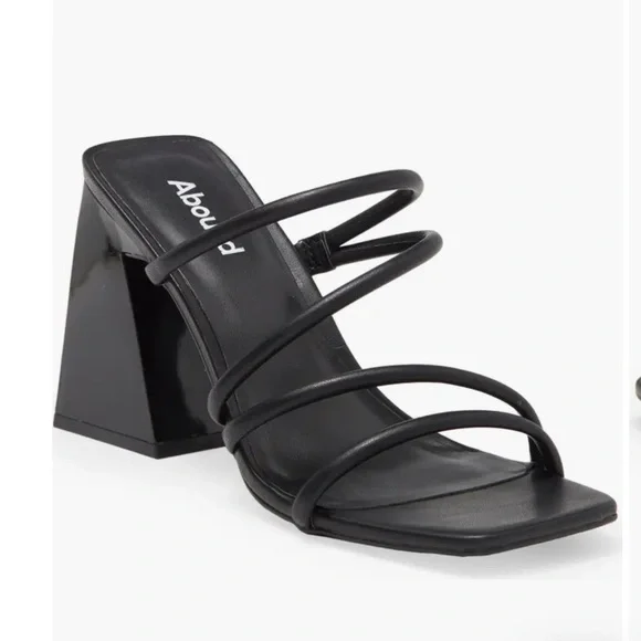 Abound Austyn Black Strappy Block Heel Sandals Square Toe Size 9.5 NWOT