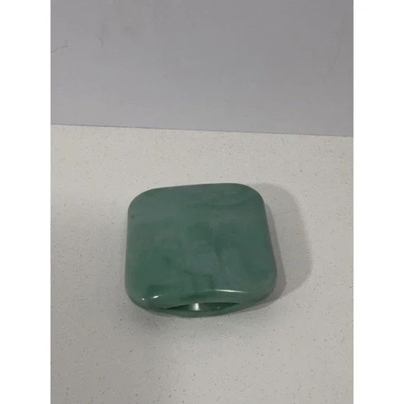 Clinique Soft Finish Pressed Powder Soft Vanilla Vintage Green Marble Compact