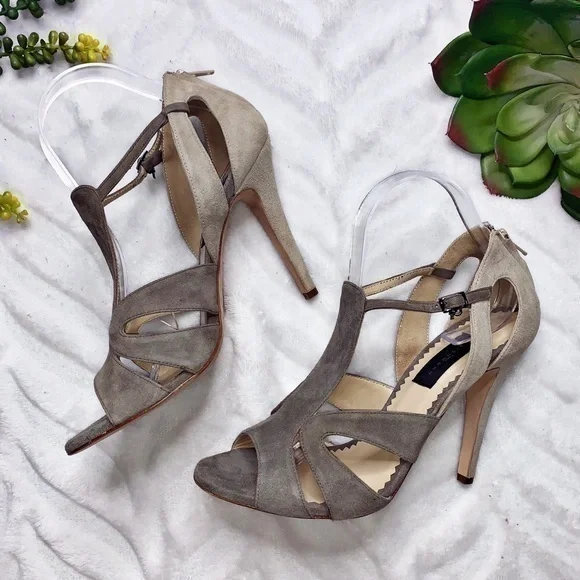 John Richmond NWOT Suede T-Strap Taupe Gray Stilettos Pumps Heels IT40/US10