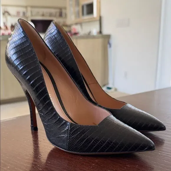 Vintage retro embossed leather Black Stiletto Heels 37.5