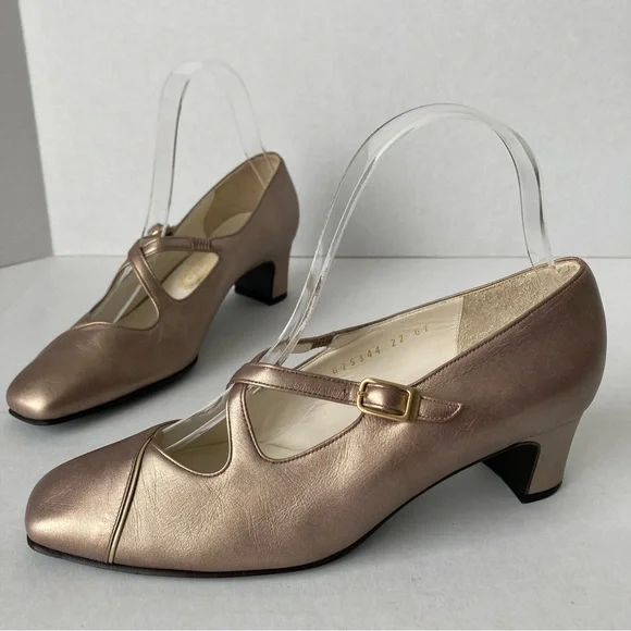 VTG Yoshinoya Ginza Japanese Mary Jane Heels Rose Gold Size‎ US 5 Japan size 22