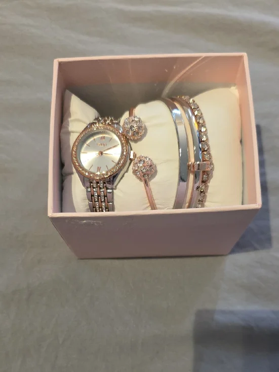 Kohl's Rose Gold Tone Watch and Bracelet Gift Set NWT