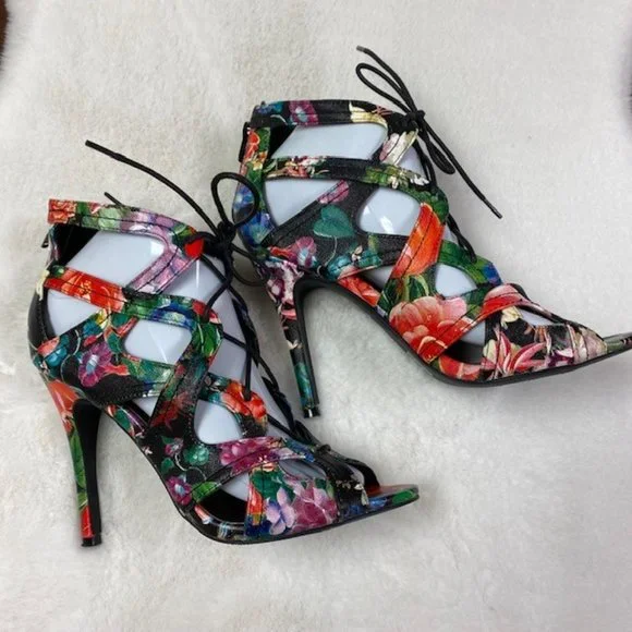 Madden Girl Dita Floral Lace‎ Up Stilettos Open Toe Heels, size 8