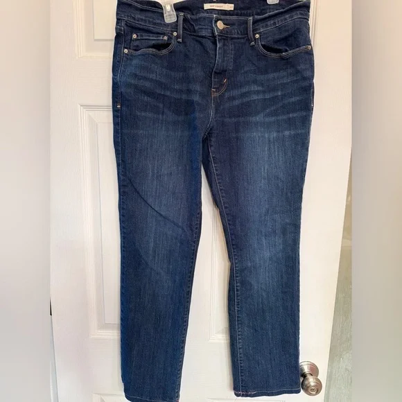 Levi's Blue 505 Straight Leg Jeans Classic Style excellent condition