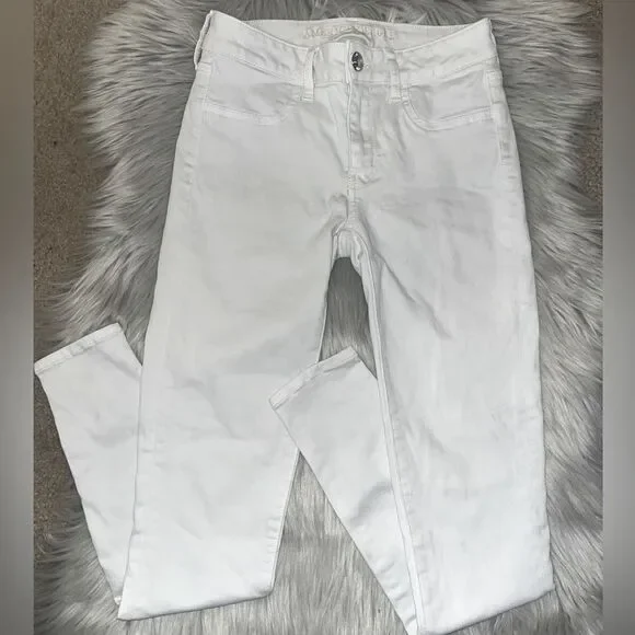 American Eagle White NE(X)T Level Stretch X Jeggings