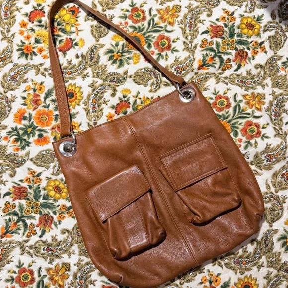 Hobo International Brown Leather‎ Cargo Shoulder Bag Cognac Silver Grommets