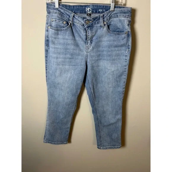 New Direction ND Womens Size 12 Light Wash Denim Capri Jeans Cropped Pants