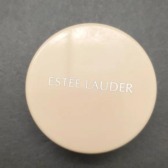 COPY - Estēe Lauder Loose powder Lucidity