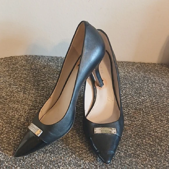 Coach Zan Black Leather Women's Pumps Size 7