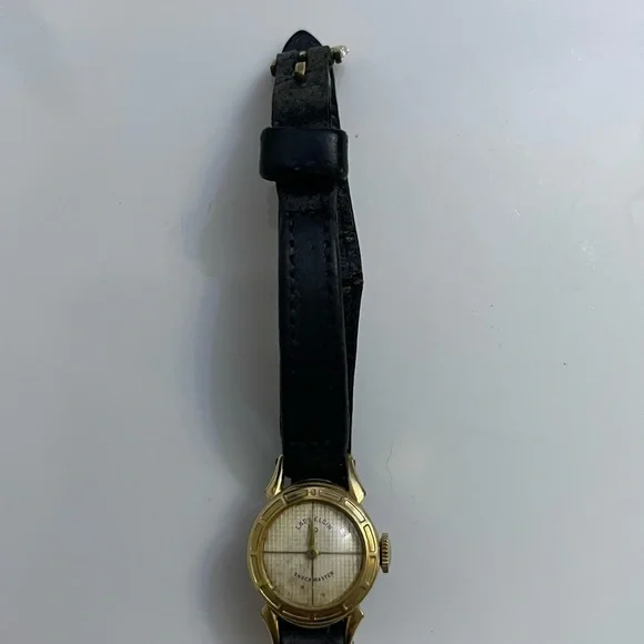 Vintage Lady Elgin watch 14 k gold filled
