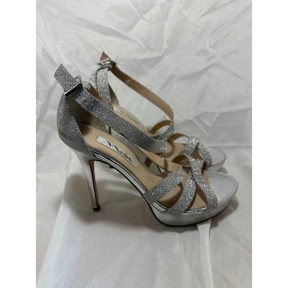 Nina New York silver Senora platform‎ strappy heels size 8.5