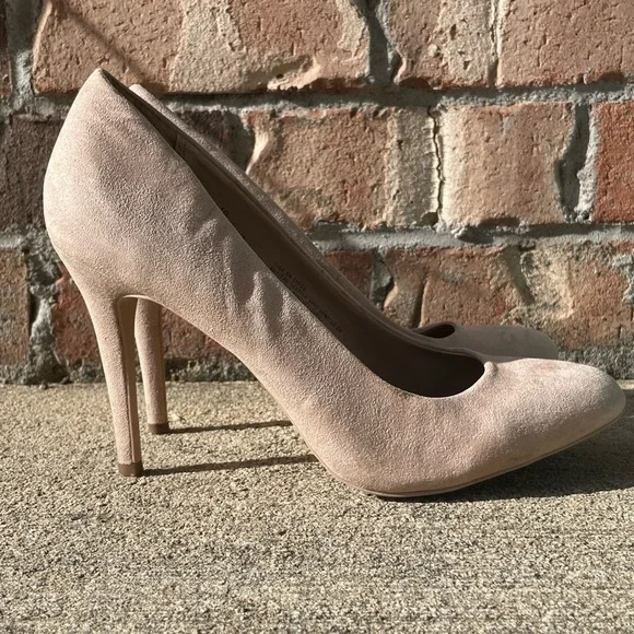Women’s Mossimo heels size 10