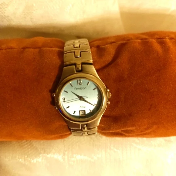 Armitron women's silver tone blue face watch