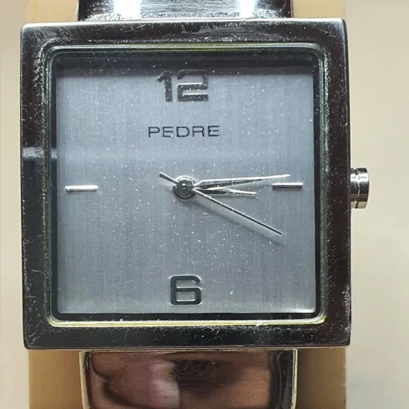🦋10/$20🦋 Pedre Silver/Red Women's Cuff Watch