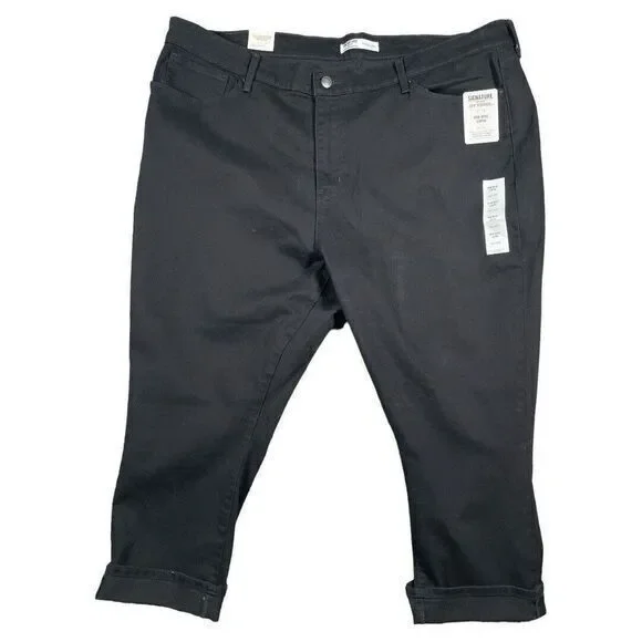 Signature Levi Strauss Plus MidRise Black Stretch Capri Jeans Sz 24‎ W37 NWT