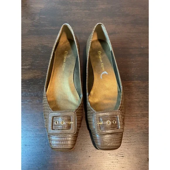 Etienne Aigner Brown Lizard Embossed Leather Buckle Detail Low Heel‎ Pumps 7M
