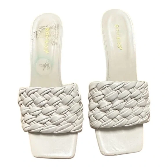 Bamboo braided off white sandals