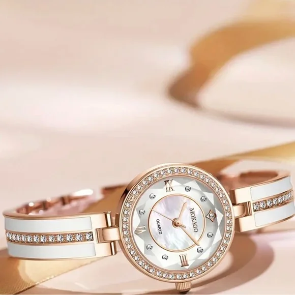 MKGO Women's Luxury Rhinestone Quartz Bracelet Watch Dial Cutting Fashion Analog