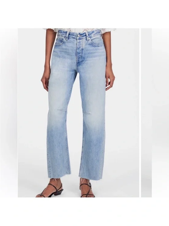 Madewell The Darted Barrel-Leg Jeans Size 31 Light Wash Cropped Raw Hem