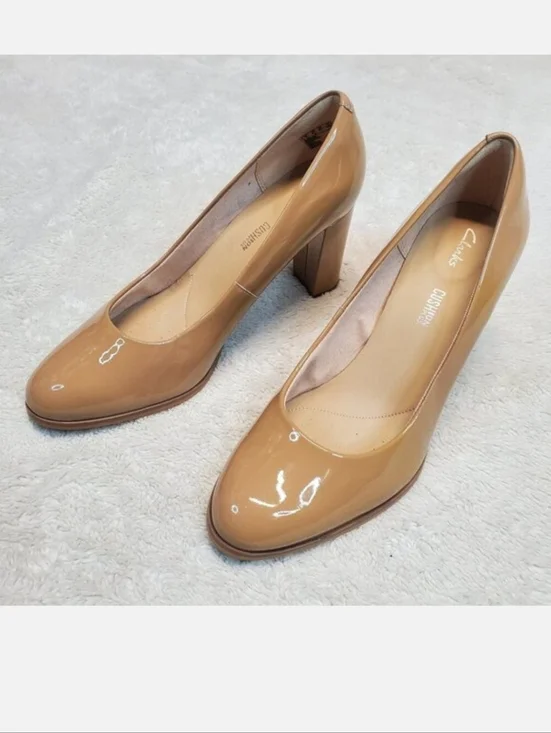 Clarks Tan Cushion Pump High Heel Shoes 8.5 Classic Old Money Capsule Work Basic
