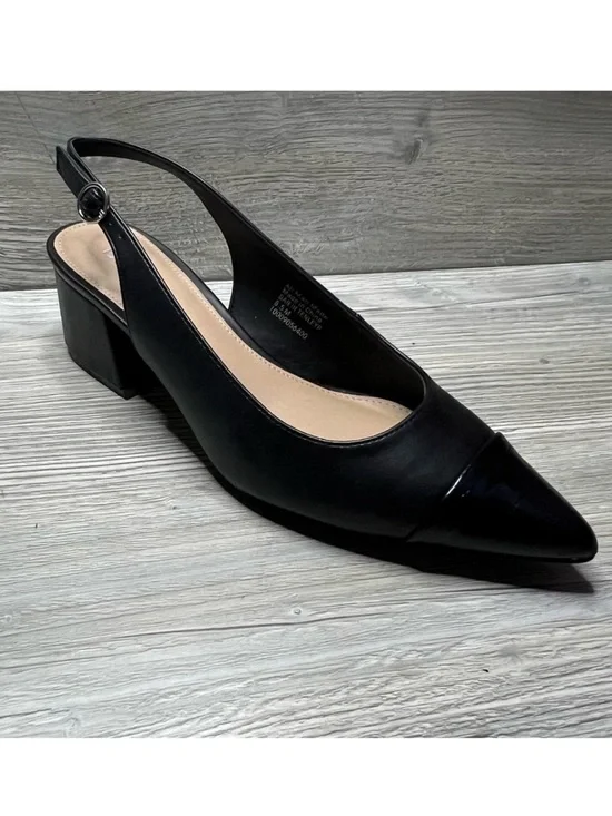 NWT Woman’s Bar lll Tenleyp sling back matte black pointed croc block heels 8.5