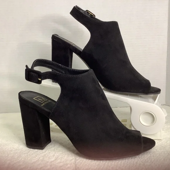 EUC Material Girl‎ Mbrittni black block heel peep toe suede heels size 7.5