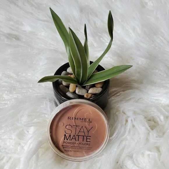 Rimmel London Stay Matte Powder Nude #021