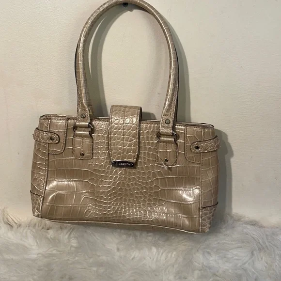 Liz Claiborne shoulder purse