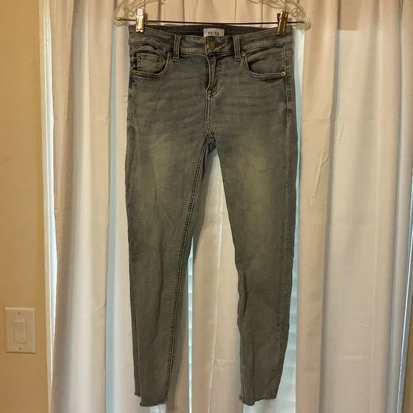 Pistola Jeans 26 Light Blue Wash Skinny Slim Leg Raw Hem Cropped