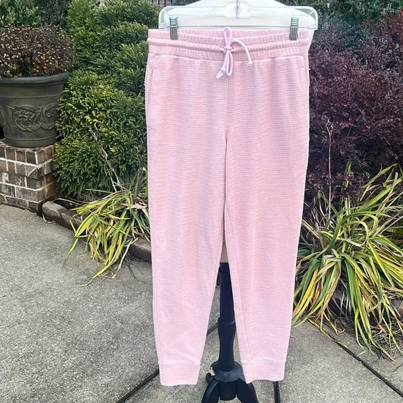 Comfy Pastel Pink Knit Sweatpants Run Small