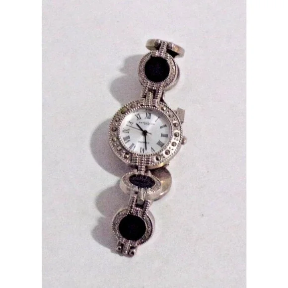 LA‎ Express Ladies Wristwatch LAX 968 Silver w/Black Stones Bracelet Quartz E261