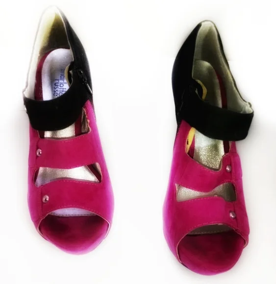 Charlotte Russe Womens Black and Pink Suede