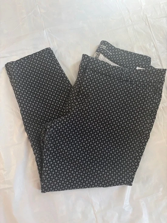 Old Navy Black Patterned Pants