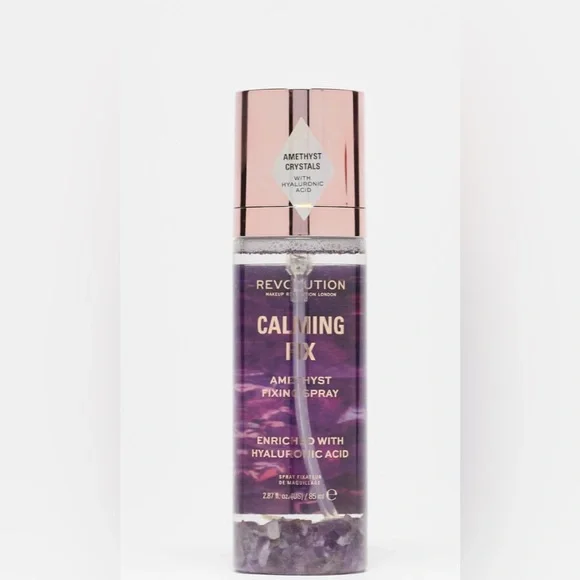 Makeup Revolution Calming Fix Spray with Amethyst NIP