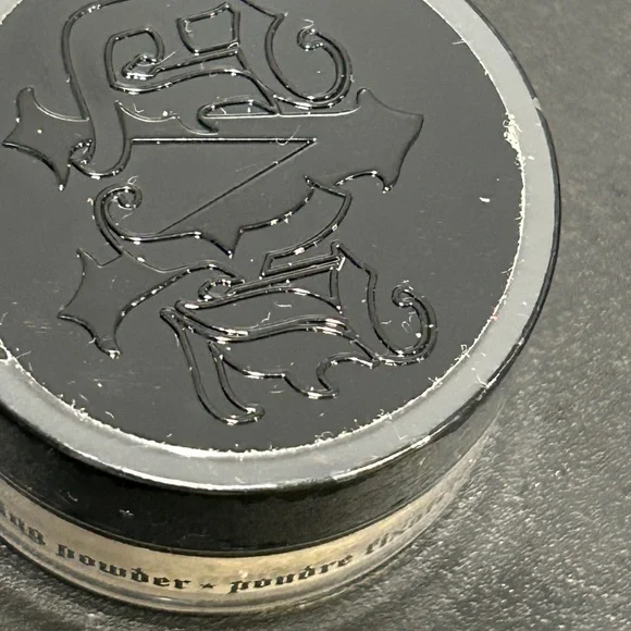 Kat Von D Translucent Setting Powder Makeup