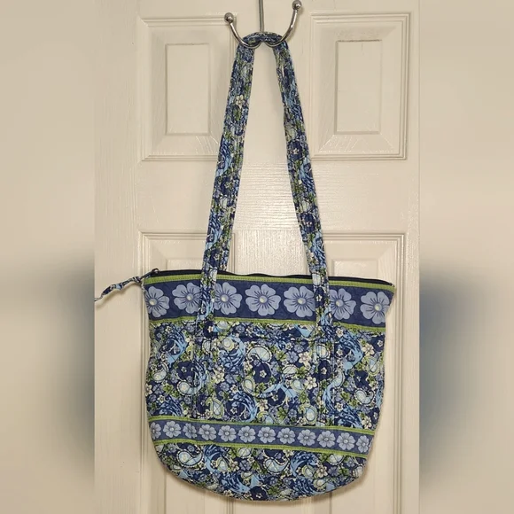 Debra Grogan Design Quilted Floral Purse