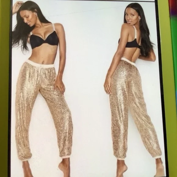 EUC ladies‎ Victoria’s Secret lined gold sequins joggers shiny sz. Xl