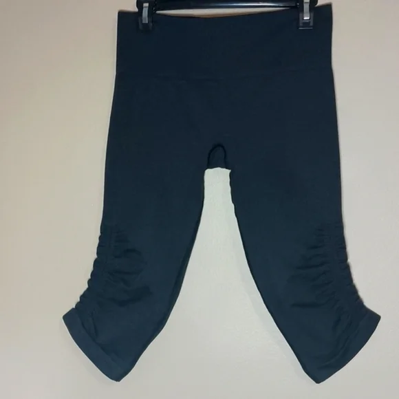 Lululemon in the Flow Crop II