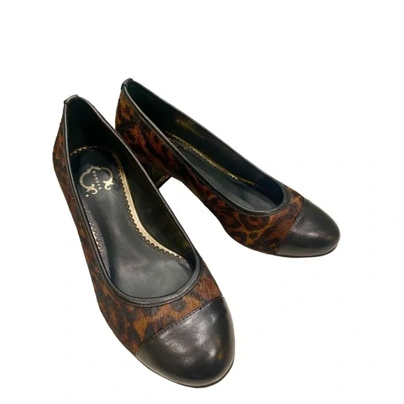 𝅺c. Wonder Leopard calf hair and leather pumps Sz 6 1/2