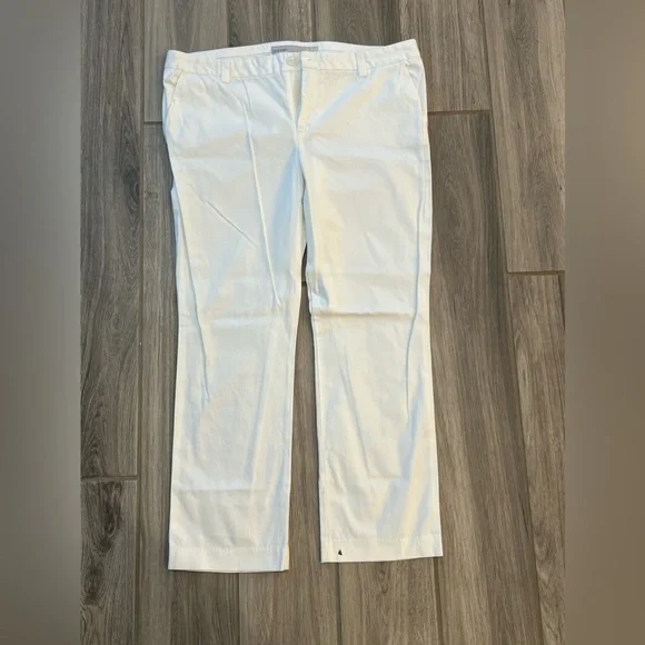Old Navy White Capri Pants Mid Rise Size 10