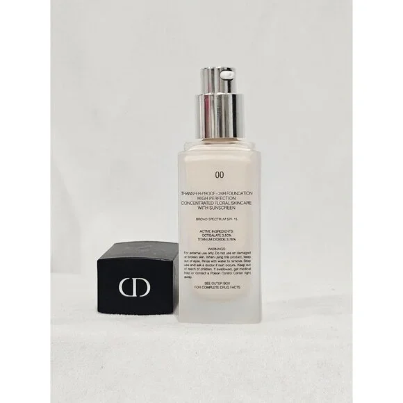 New Dior Forever Foundation. It is a long-wearing, transfer-proof foundation.