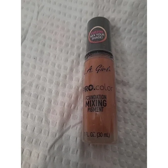L.A. Girl PRO.color Foundation Mixing‎ Pigment, Orange GLM713