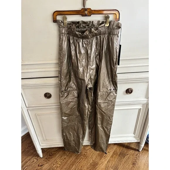 Carbon‎ 38 Metallic Swishy Cargo Nylon Jogger Pants NWT Athleisure Small Pockets