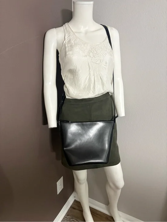 LODIS “Under Lock & Key” Black Crossbody Bag (RFID)