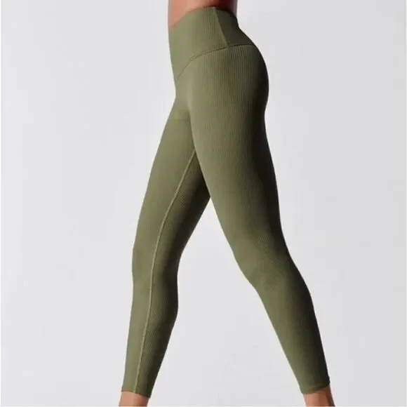 Carbon 38 Ribbed 7/8 Leggings