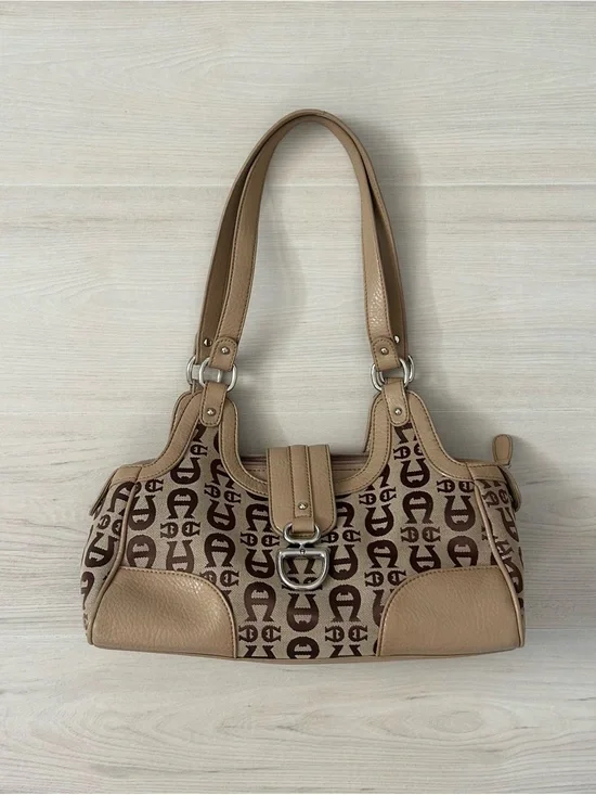 large aigner purse